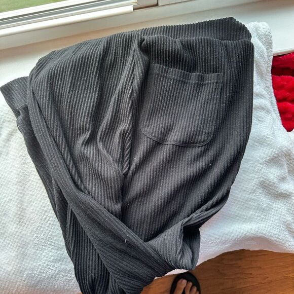 Alo Black Ribbed Joggers Size Large - Picture 3 of 4